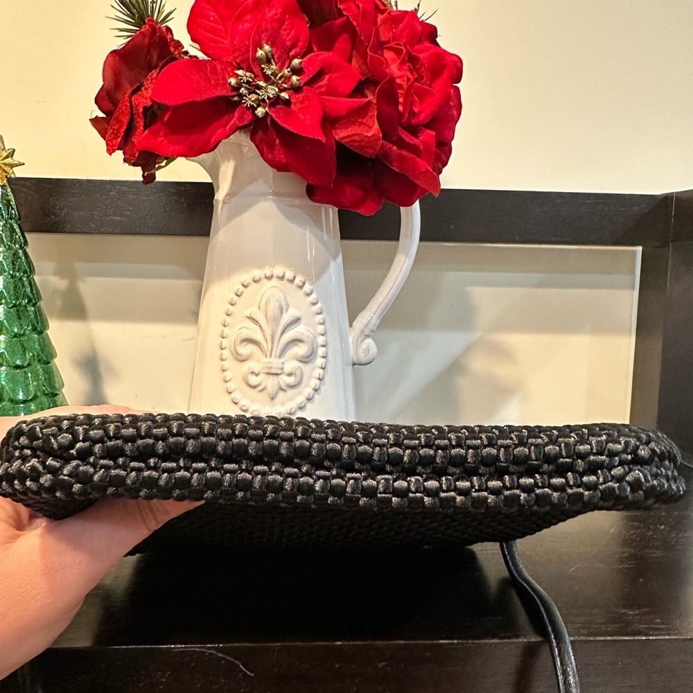Americana by Sharif Black Gold Woven Crossbody - Picture 9 of 13